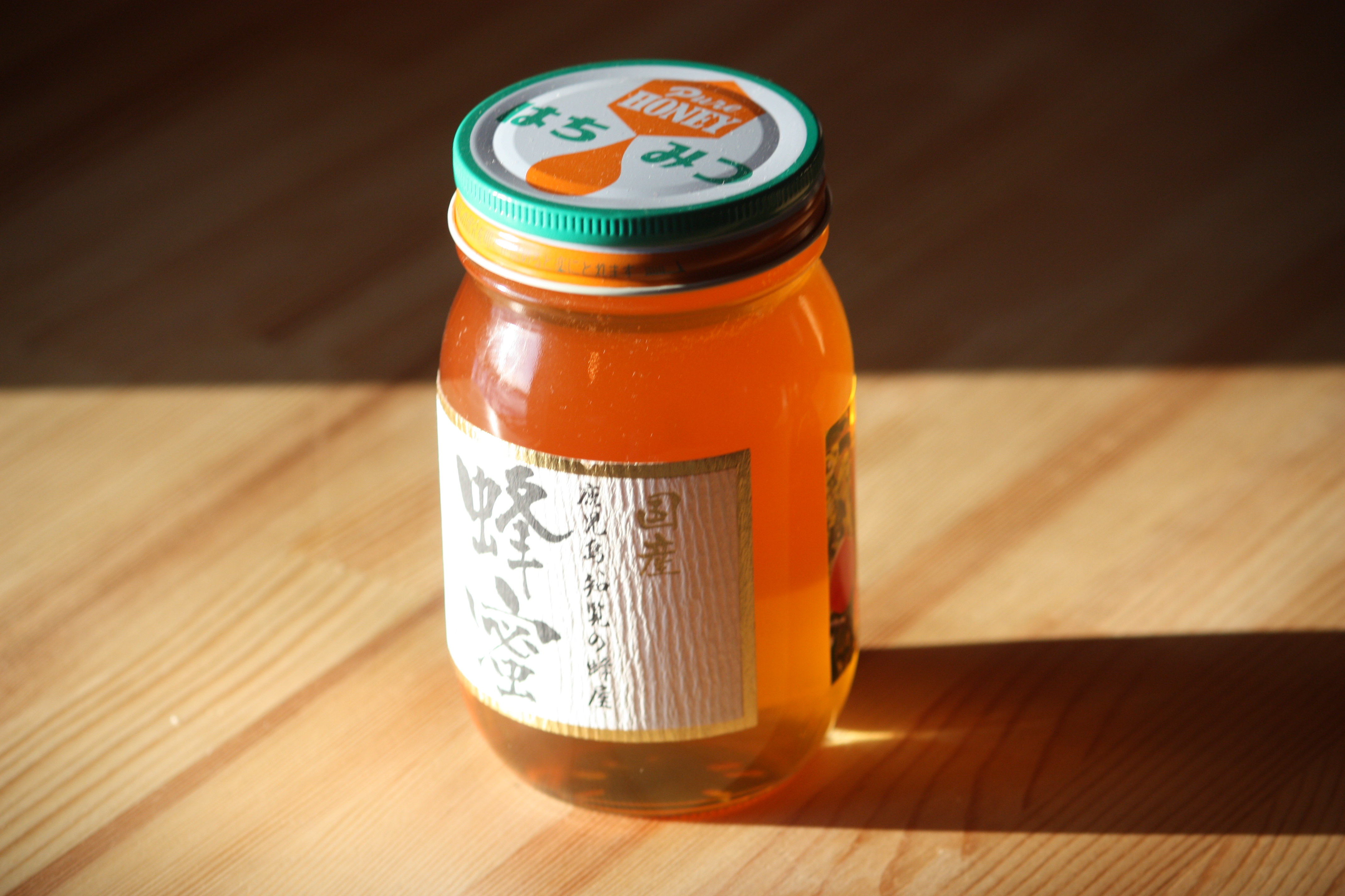 国産リンゴ蜂蜜　600ℊ　青森県産